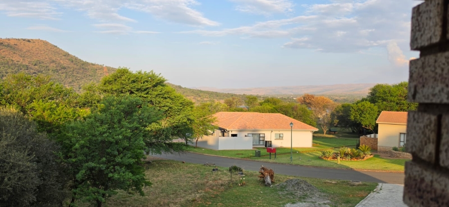 6 Bedroom Property for Sale in Buffelspoort Eco Estate North West